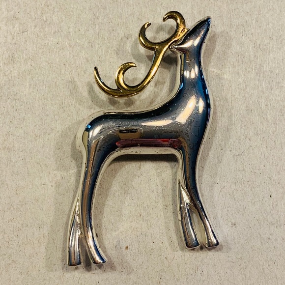 Carolee Jewelry - Carolee SS 925 Collector Deer Pin